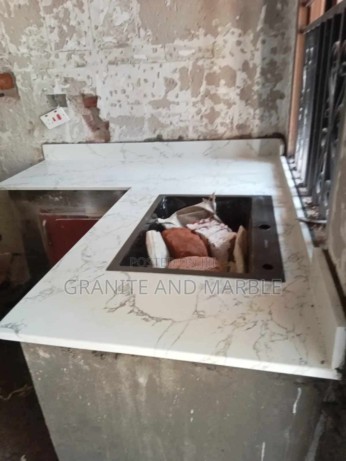 Carara White Granite