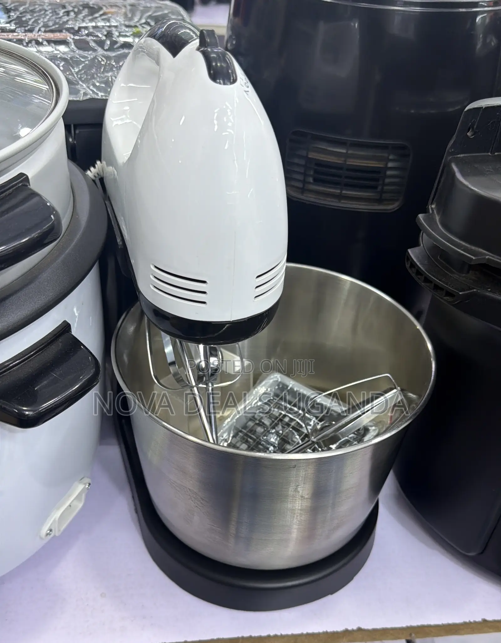 Kenwood Dh133-Z1 350w Hand Mixer Electric Cake Dough Mixer