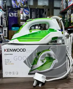 Kenwood Stp70 2600w Ceramic Steam Iron.