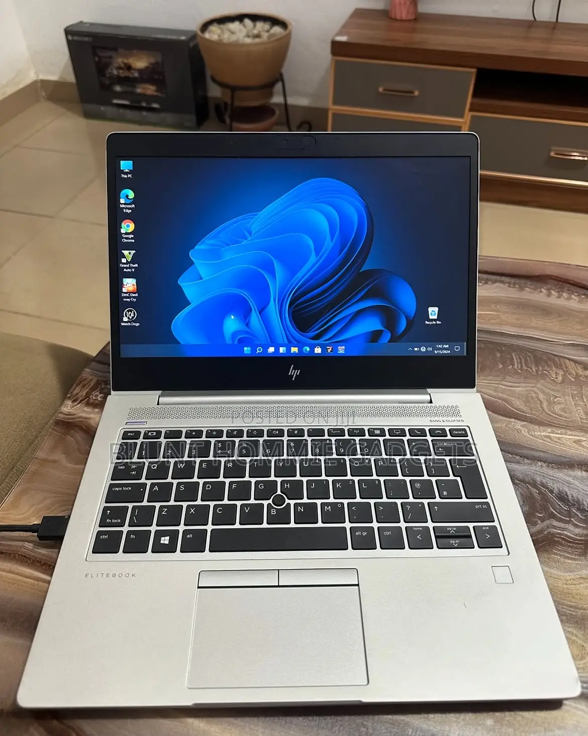 Laptop HP EliteBook 735 8GB Intel Core i7 SSD 256GB