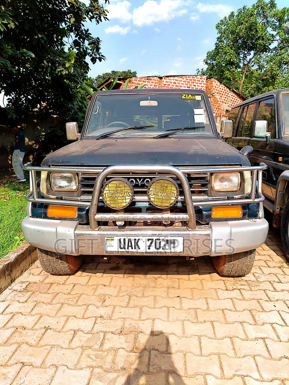 Toyota Land Cruiser Prado 1996 Black