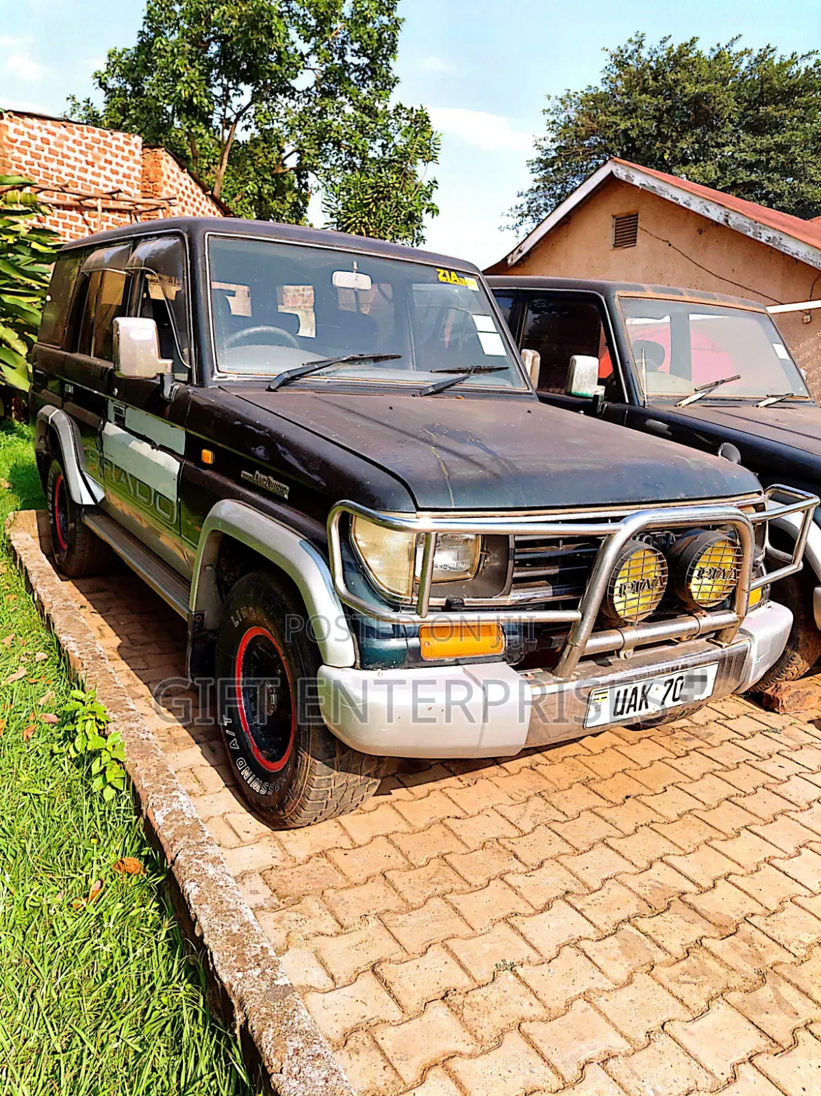 Toyota Land Cruiser Prado 1996 Black