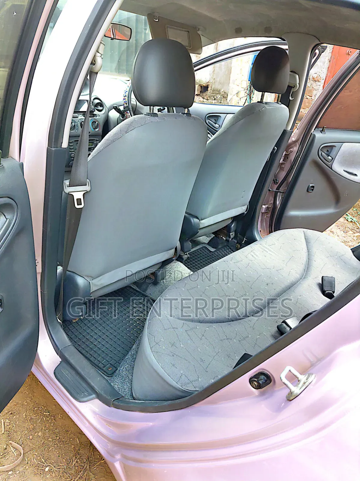 Toyota Vitz 2001 Purple