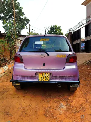 Toyota Vitz 2001 Purple