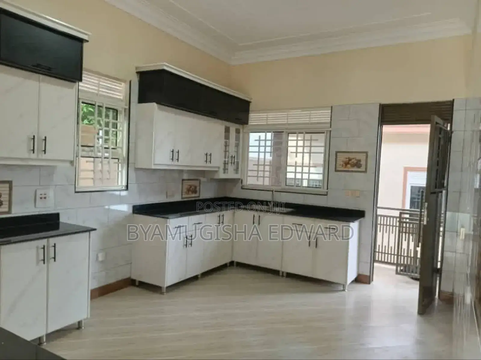 3bdrm House in Kisaasi Standalone, Central Division for rent