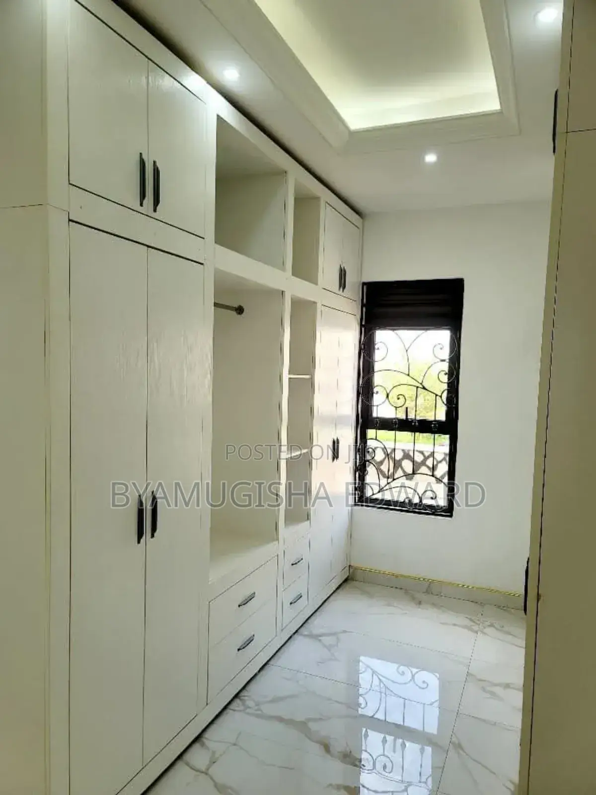 3bdrm House in Kisaasi Standalone, Central Division for rent