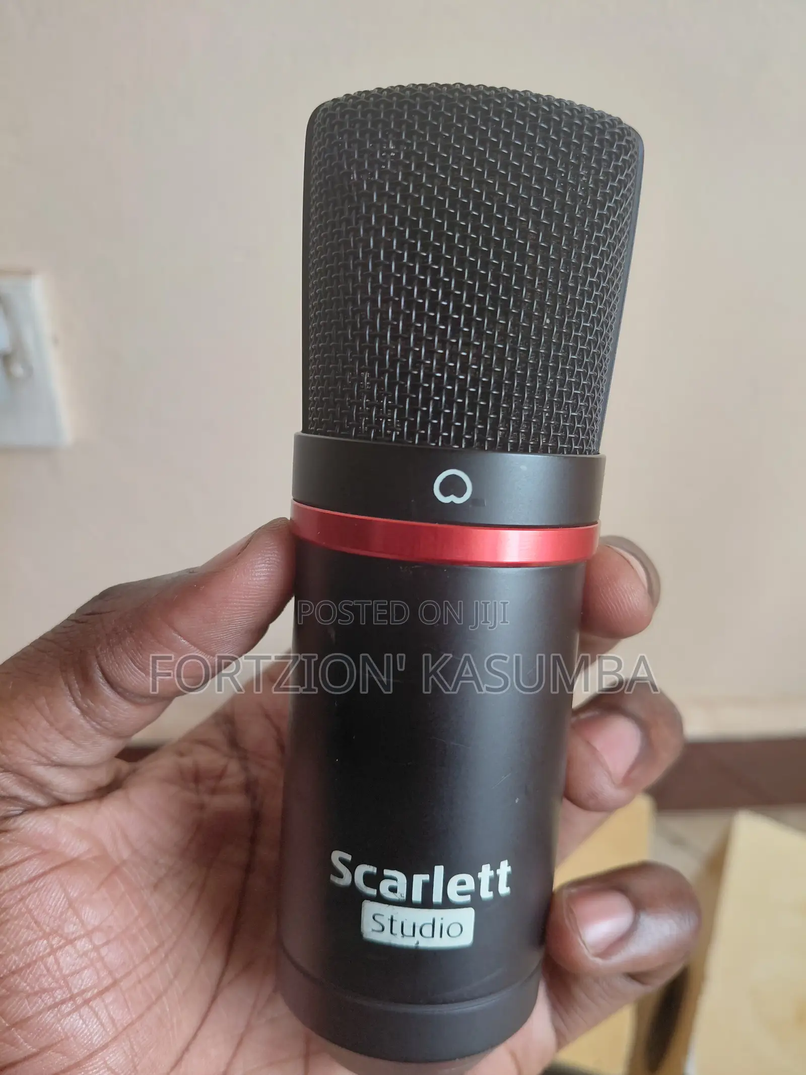 Studio Equipment Bundle (Scarlett Solo + Condenser Mic)