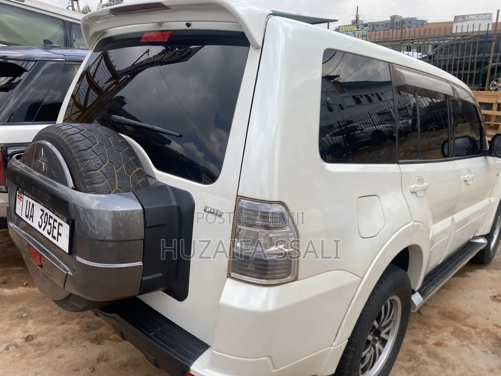 Mitsubishi Pajero 2017 White