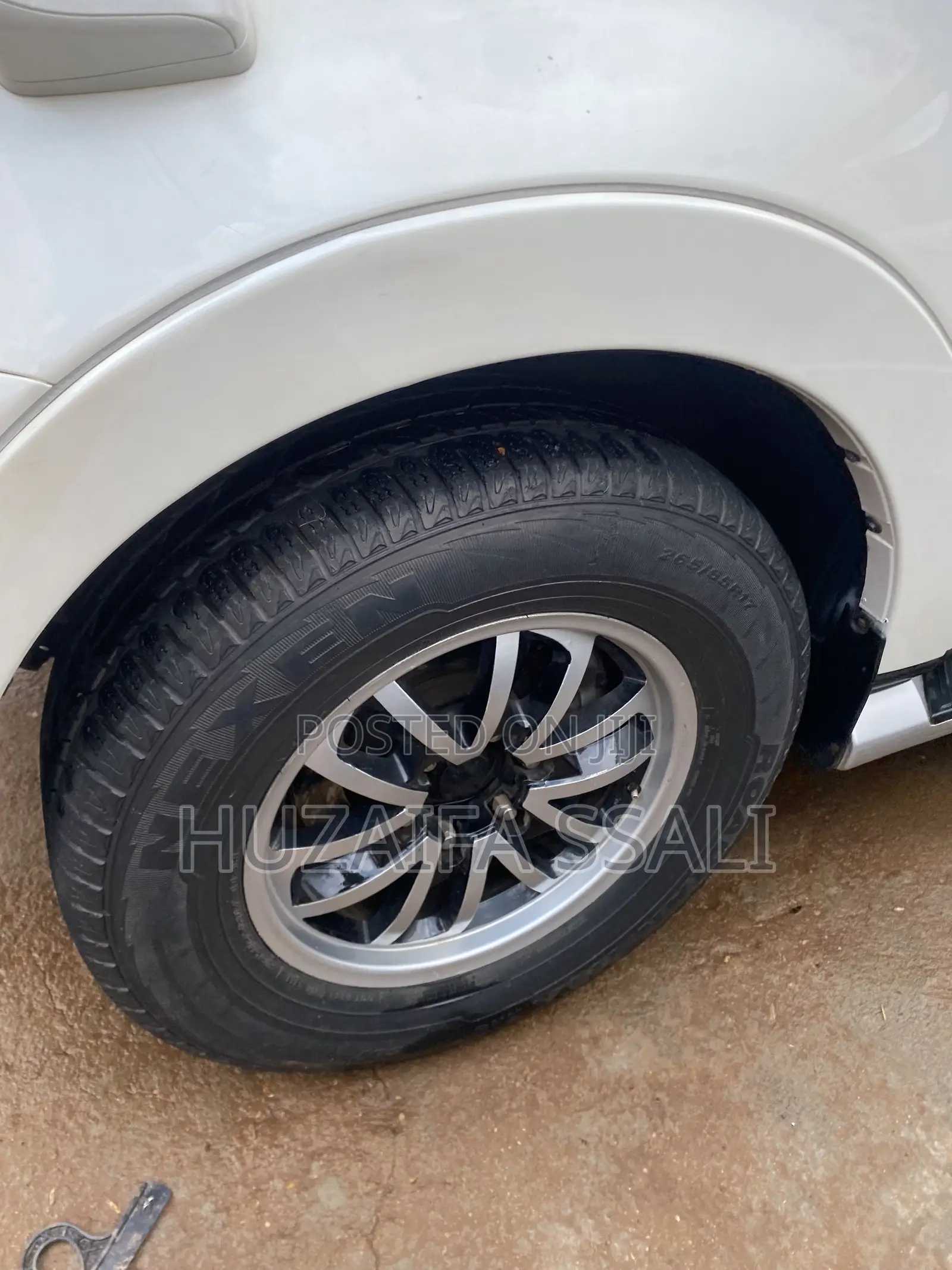 Mitsubishi Pajero 2017 White