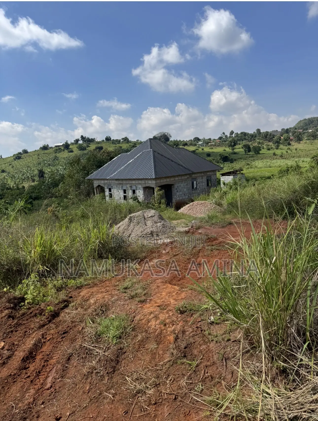 Spacious Land on Sale in Nsagu Off Nakawuka Road