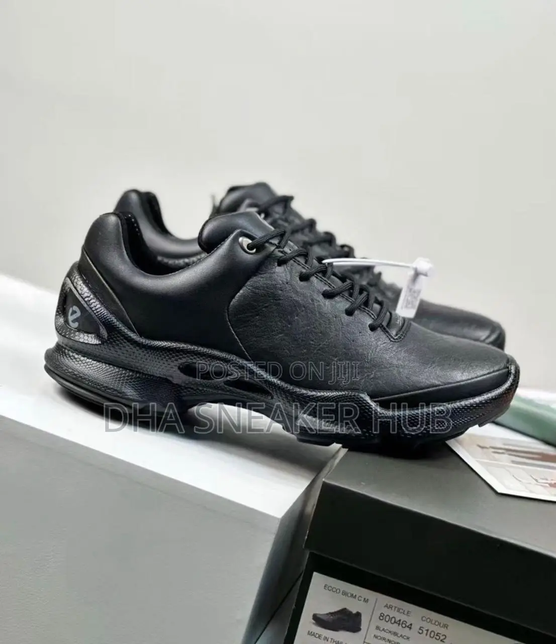 E Comfortable Trainers Black