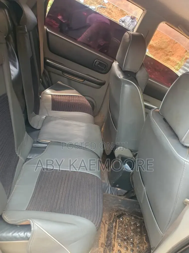 Nissan X-Trail 2006 Black