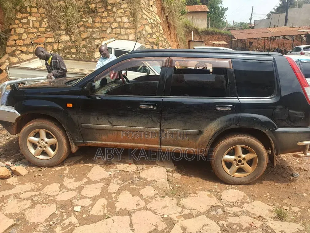 Nissan X-Trail 2006 Black