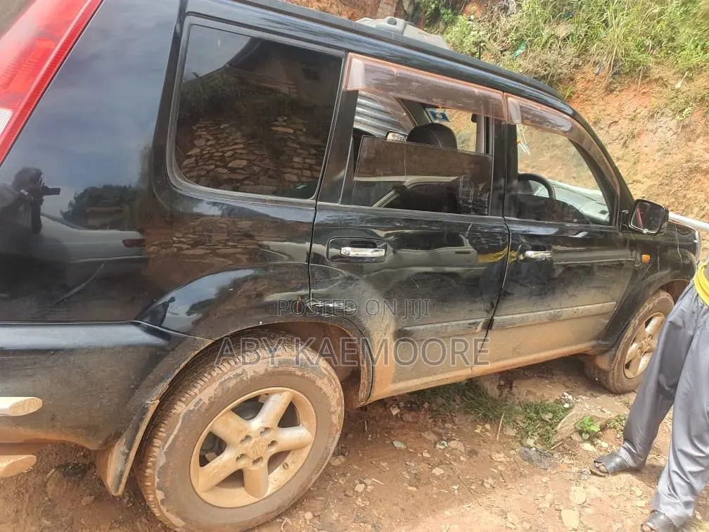 Nissan X-Trail 2006 Black
