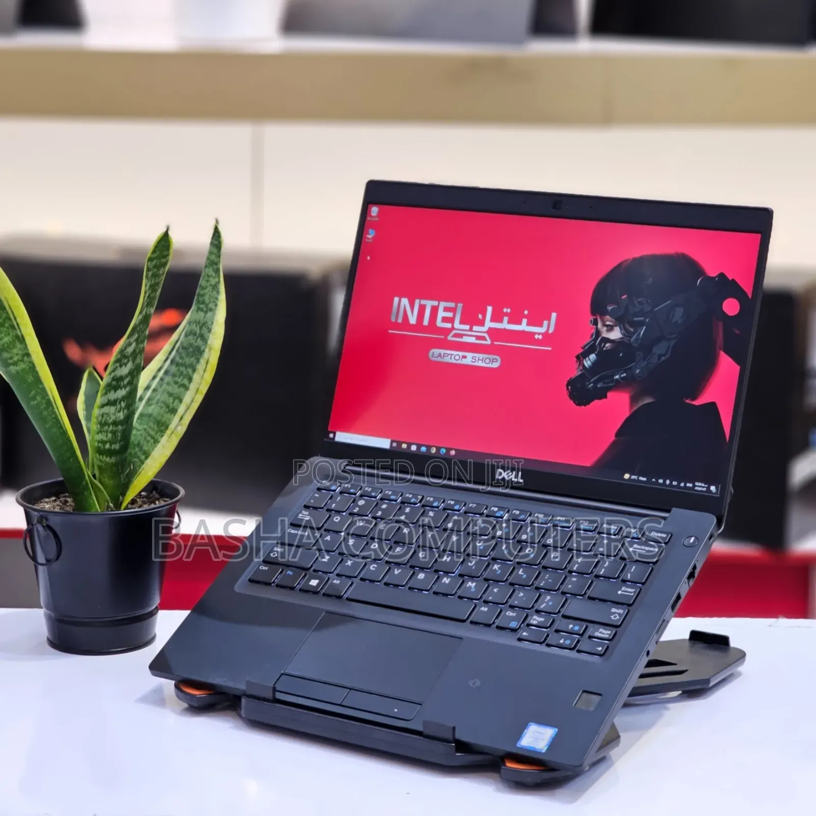 New Laptop Dell Latitude 7390 16GB Intel Core i7 SSD 256GB