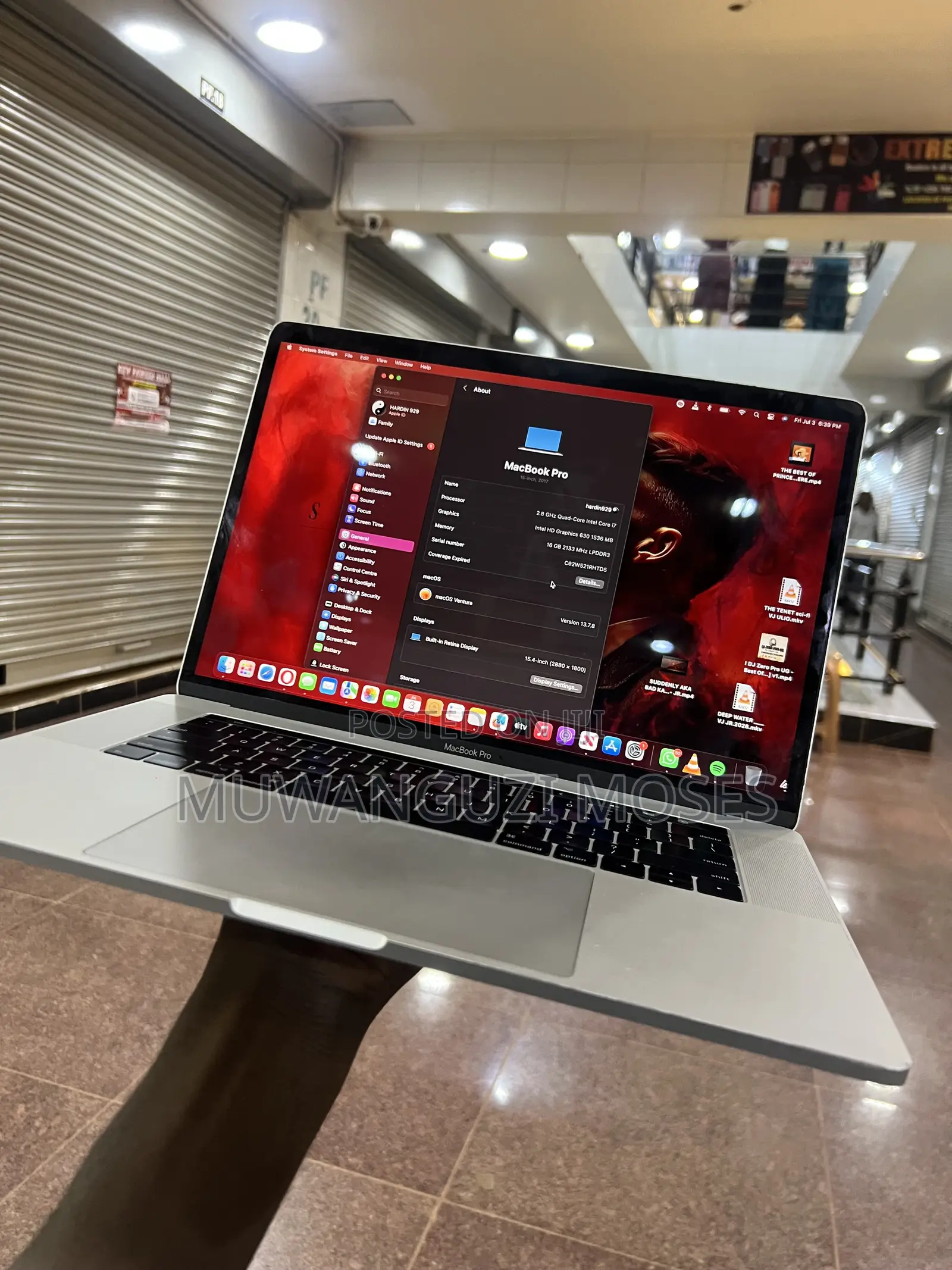 Laptop Apple MacBook Pro 2017 16GB Intel Core i7 SSD 512GB