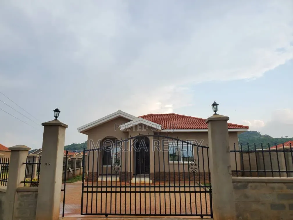Furnished 3bdrm House in Kigo, Central Division for rent