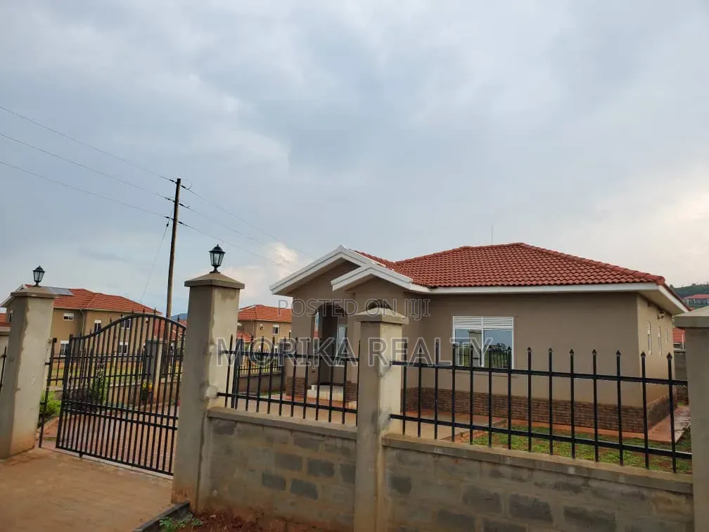 Furnished 3bdrm House in Kigo, Central Division for rent