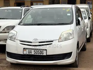 Toyota Passo Sette 1.5 FWD 2009 White