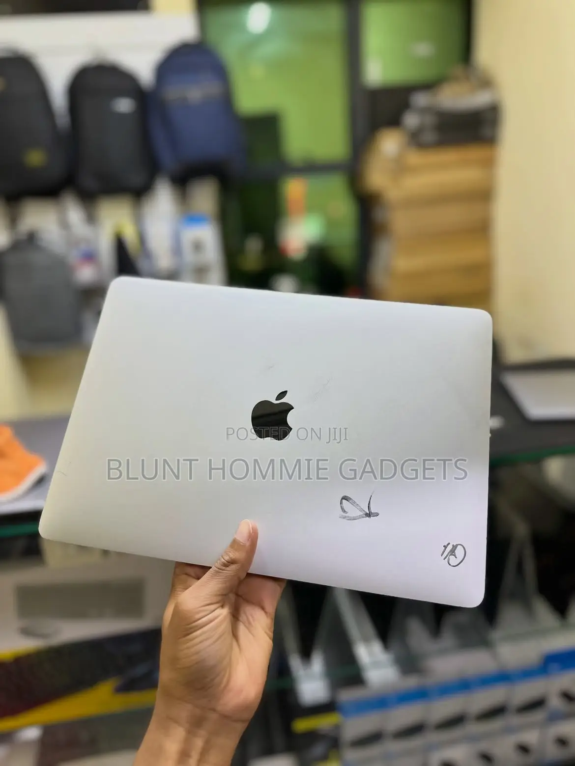 Laptop Apple MacBook Pro 2019 8GB Intel Core i7 SSD 256GB