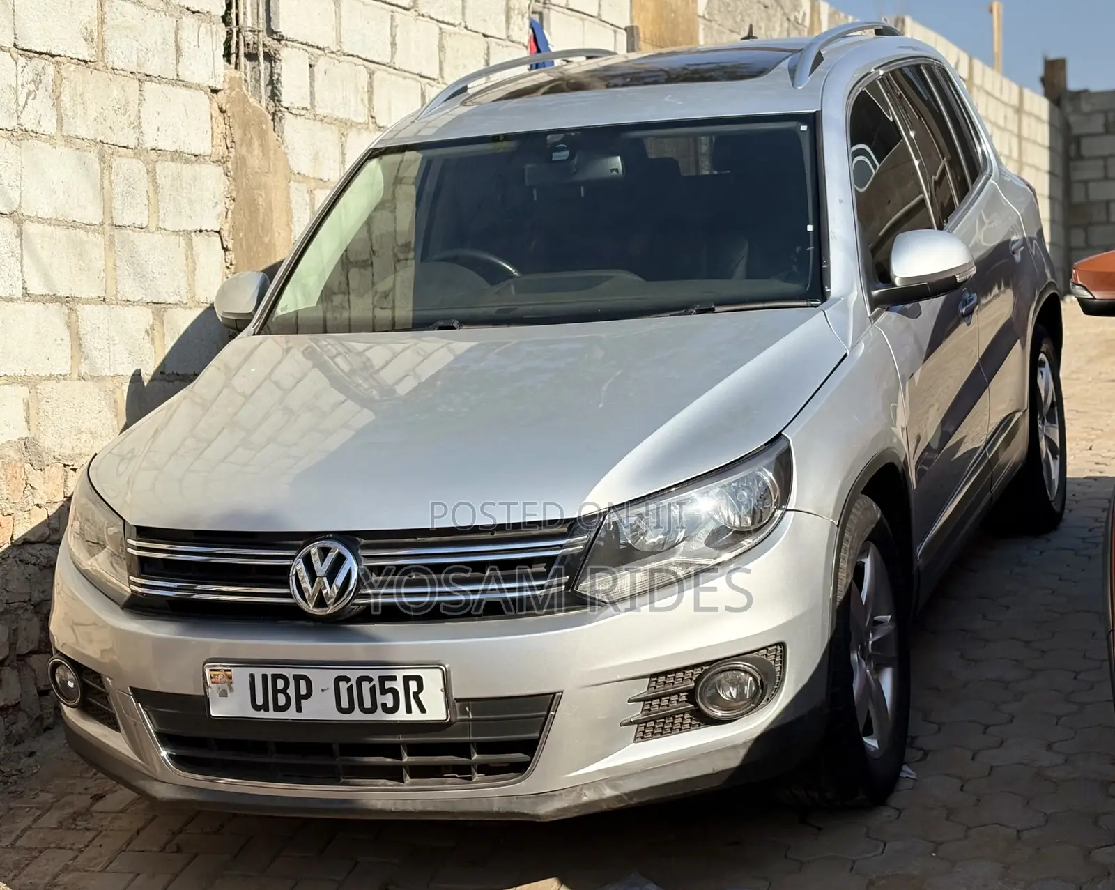Volkswagen Tiguan R-Line 4dr SUV (2.0L 4cyl Turbo 6A) 2014 Silver