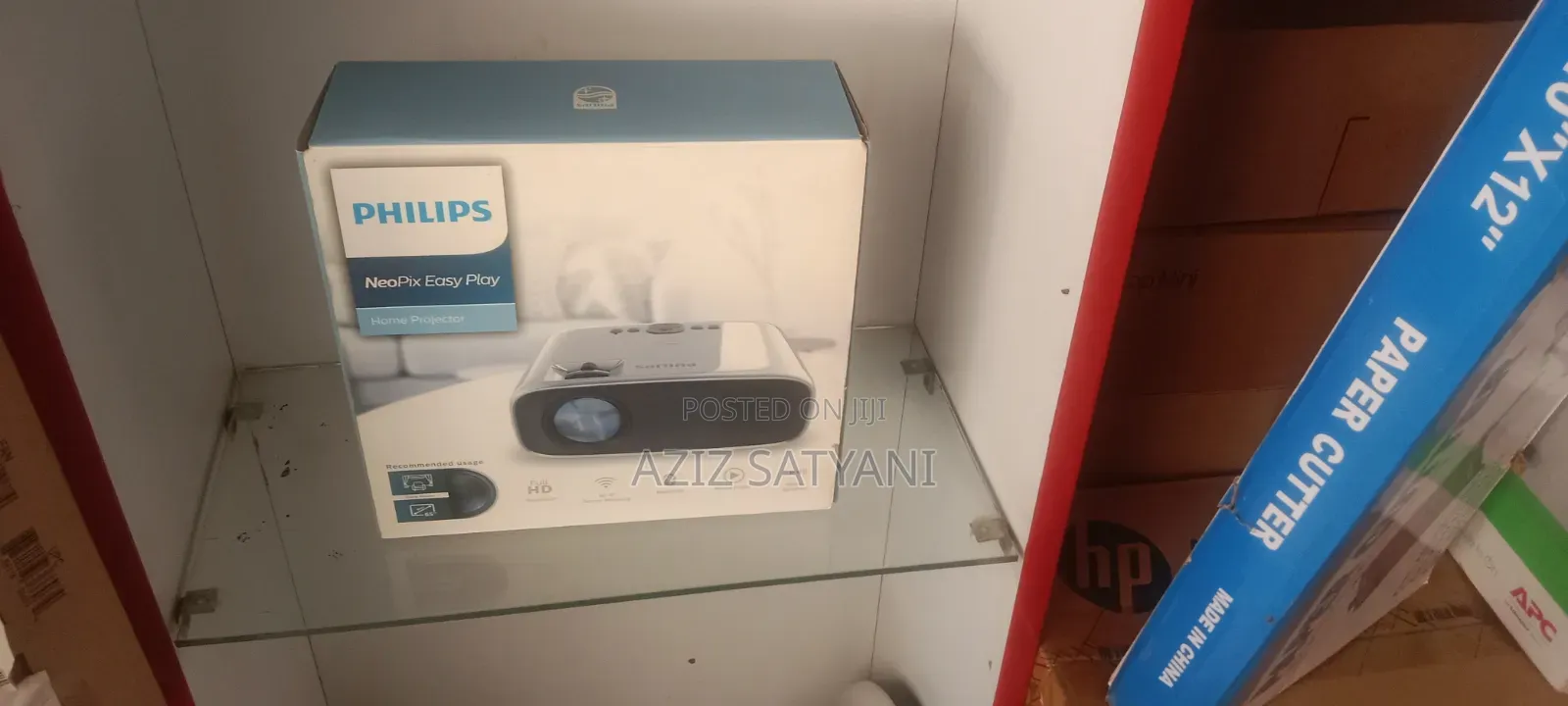 Npx443 Philips Neopix Easy Play Is a Compact, Portable Home Projector