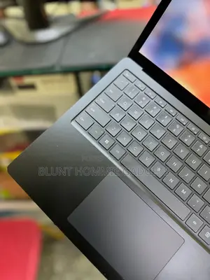 Laptop Microsoft Surface Laptop 5 12GB Intel Core i7 SSD 512GB