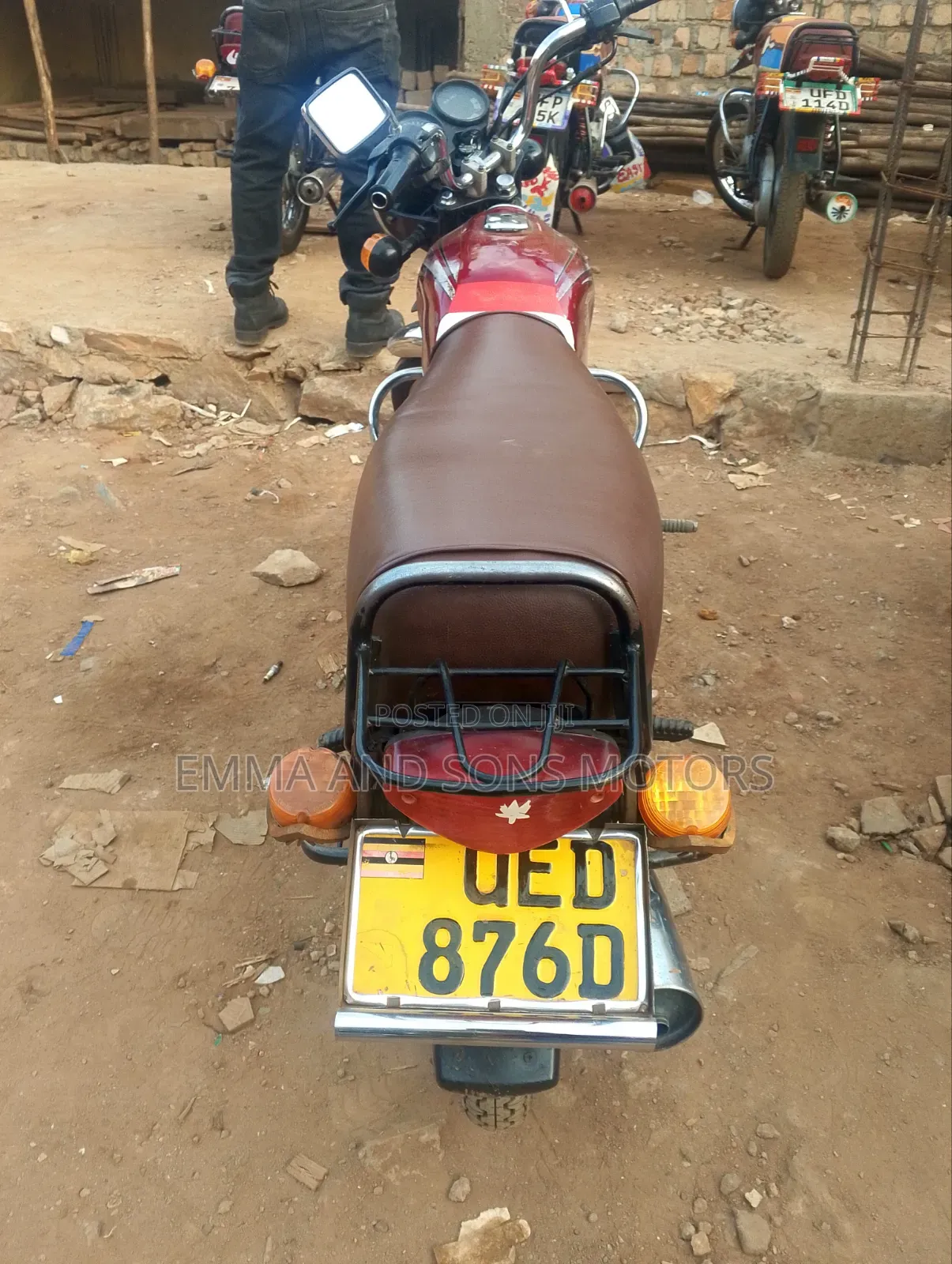 Bajaj Boxer 100 2022 Red