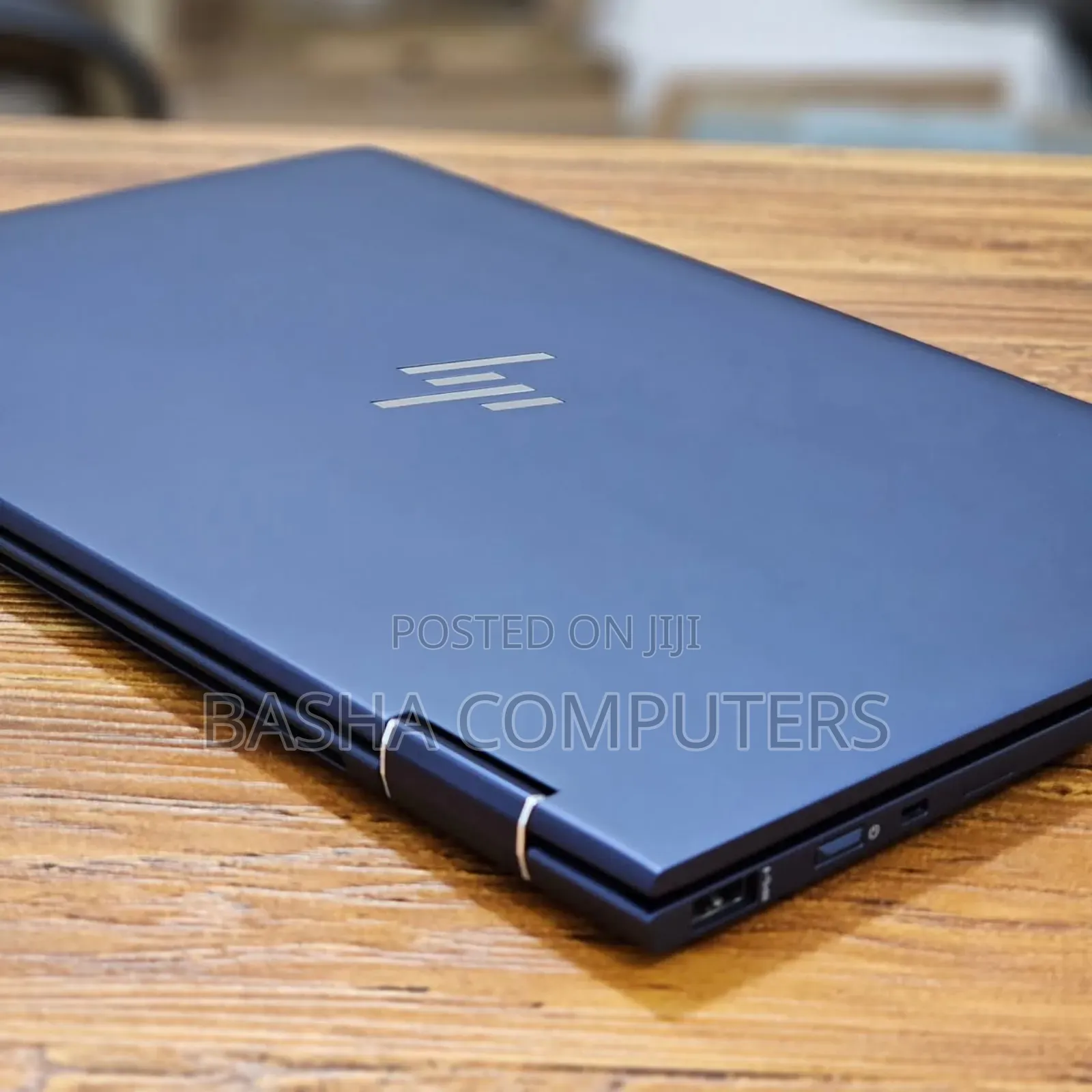 New Laptop HP Dragonfly G4 16GB Intel Core i7 SSD 512GB
