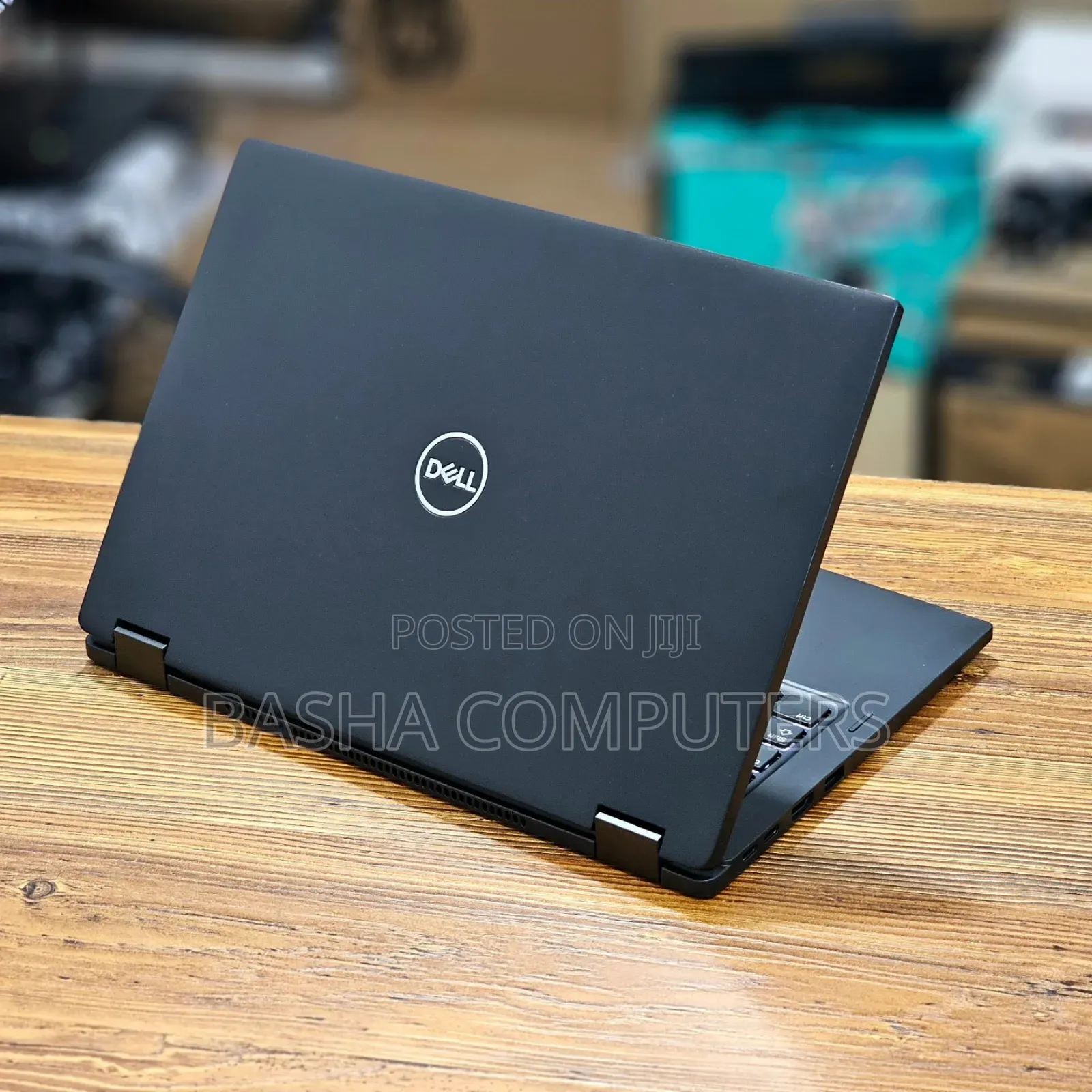 New Laptop Dell Latitude 7390 2-in-1 16GB Intel Core i7 SSD 256GB
