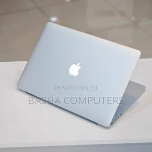 New Laptop Apple MacBook Pro 2015 16GB Intel Core i7 SSD 512GB