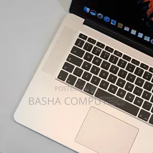 New Laptop Apple MacBook Pro 2015 16GB Intel Core i7 SSD 512GB