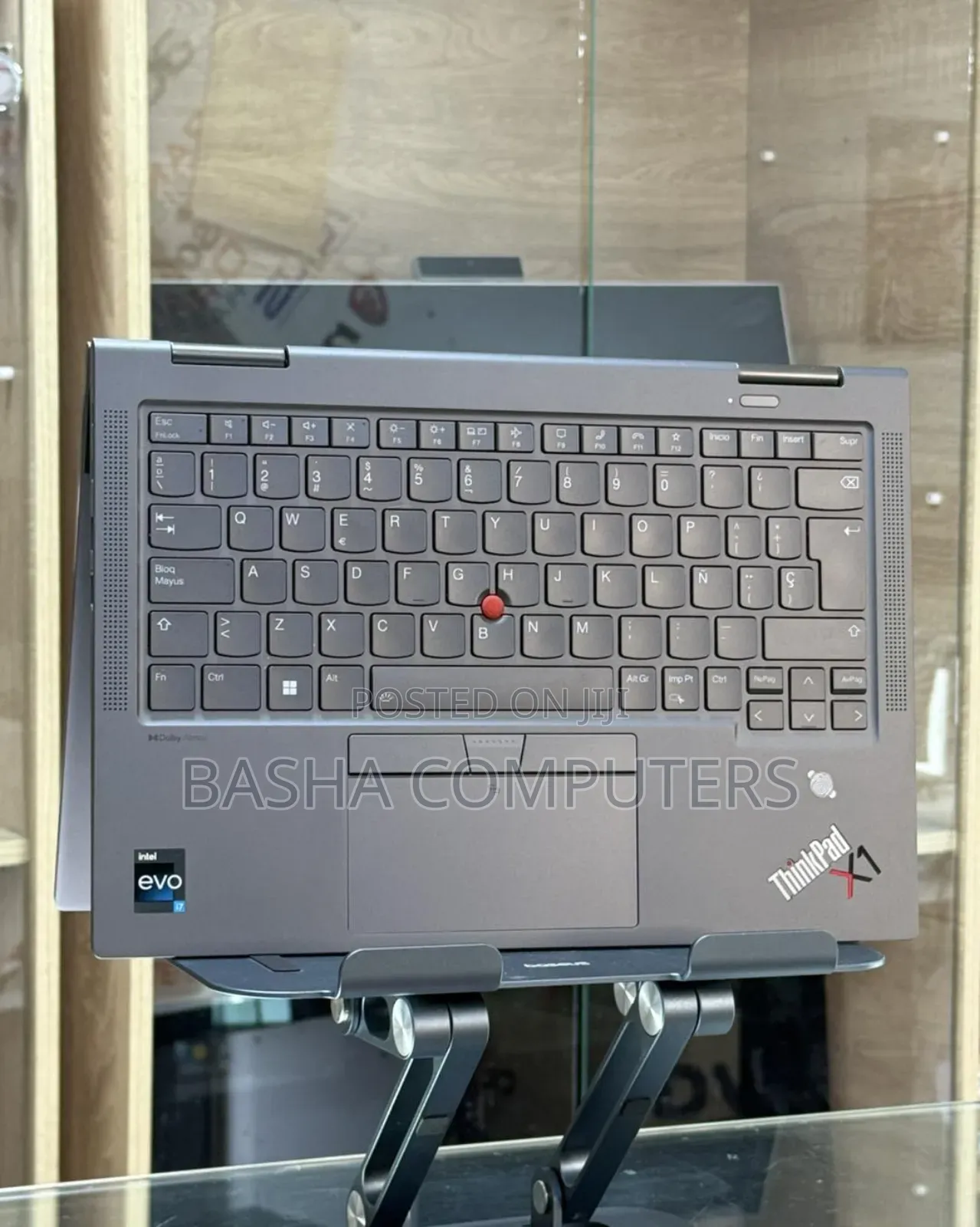 New Laptop Lenovo ThinkPad X1 Yoga 16GB Intel Core i7 SSHD+SSD 512GB