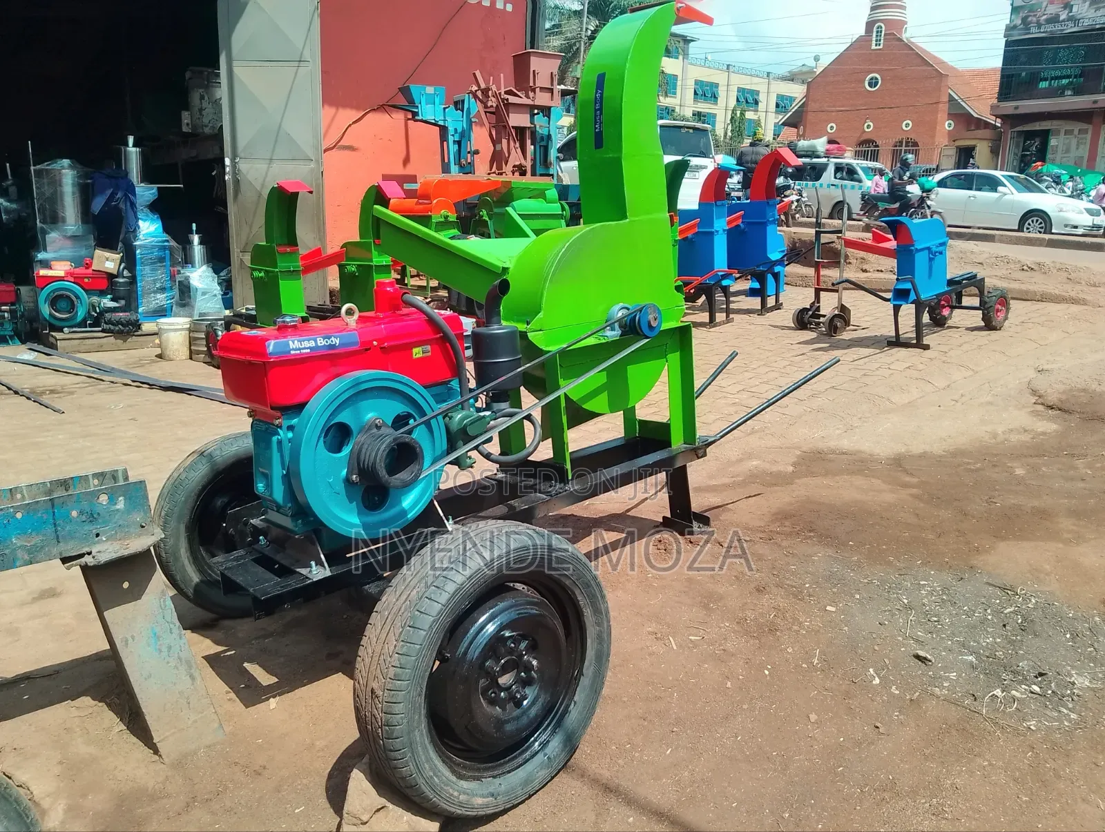 Tipping Diesel Silage Machine