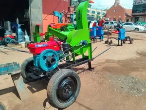 Tipping Diesel Silage Machine