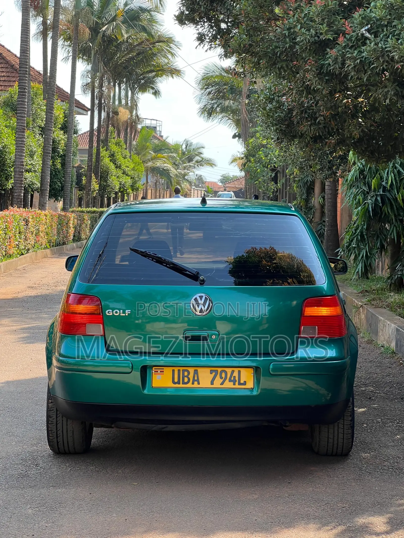 Volkswagen Golf 2005 Green