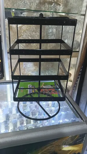 Black Eating Display
