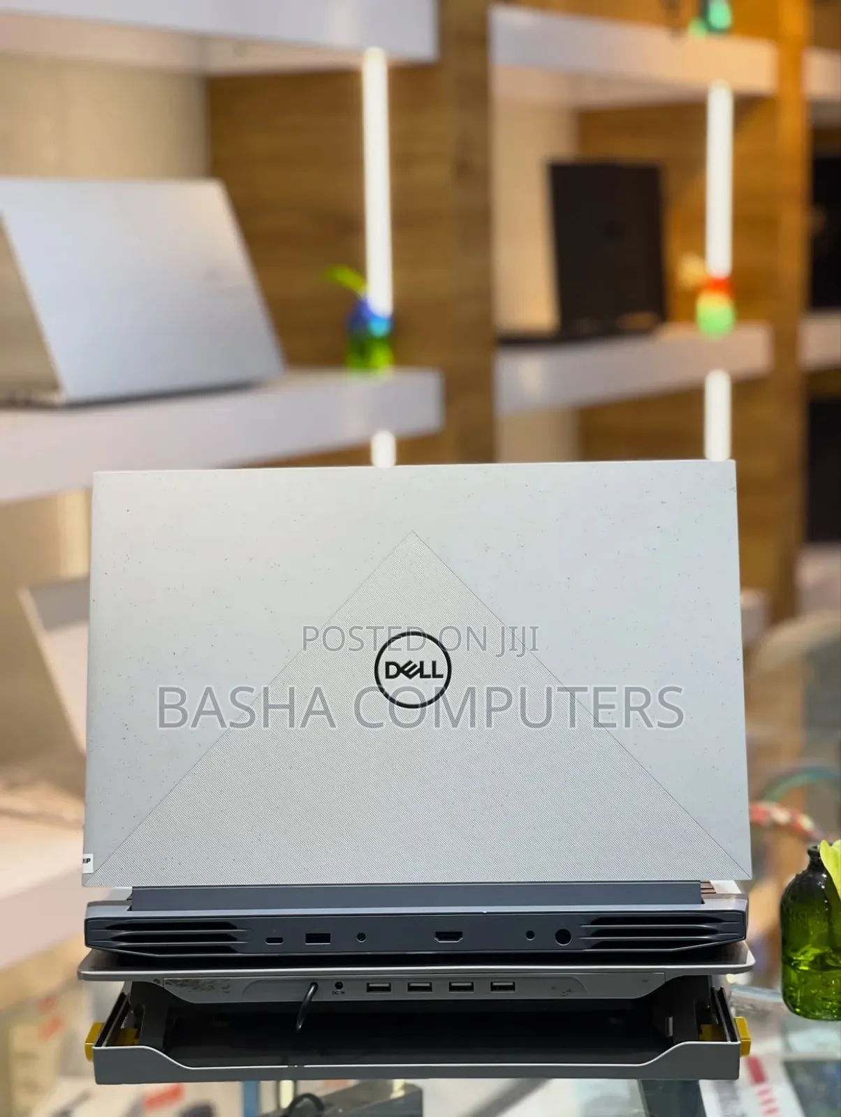 New Laptop Dell G15 5510 16GB Intel Core i7 SSHD (Hybrid) 512GB