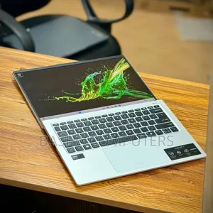 New Laptop Acer Aspire 3 8GB Intel Core i7 SSHD (Hybrid) 256GB