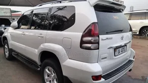 Toyota Land Cruiser Prado 2007 White