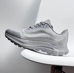 Alo Trainers Comfort Grey
