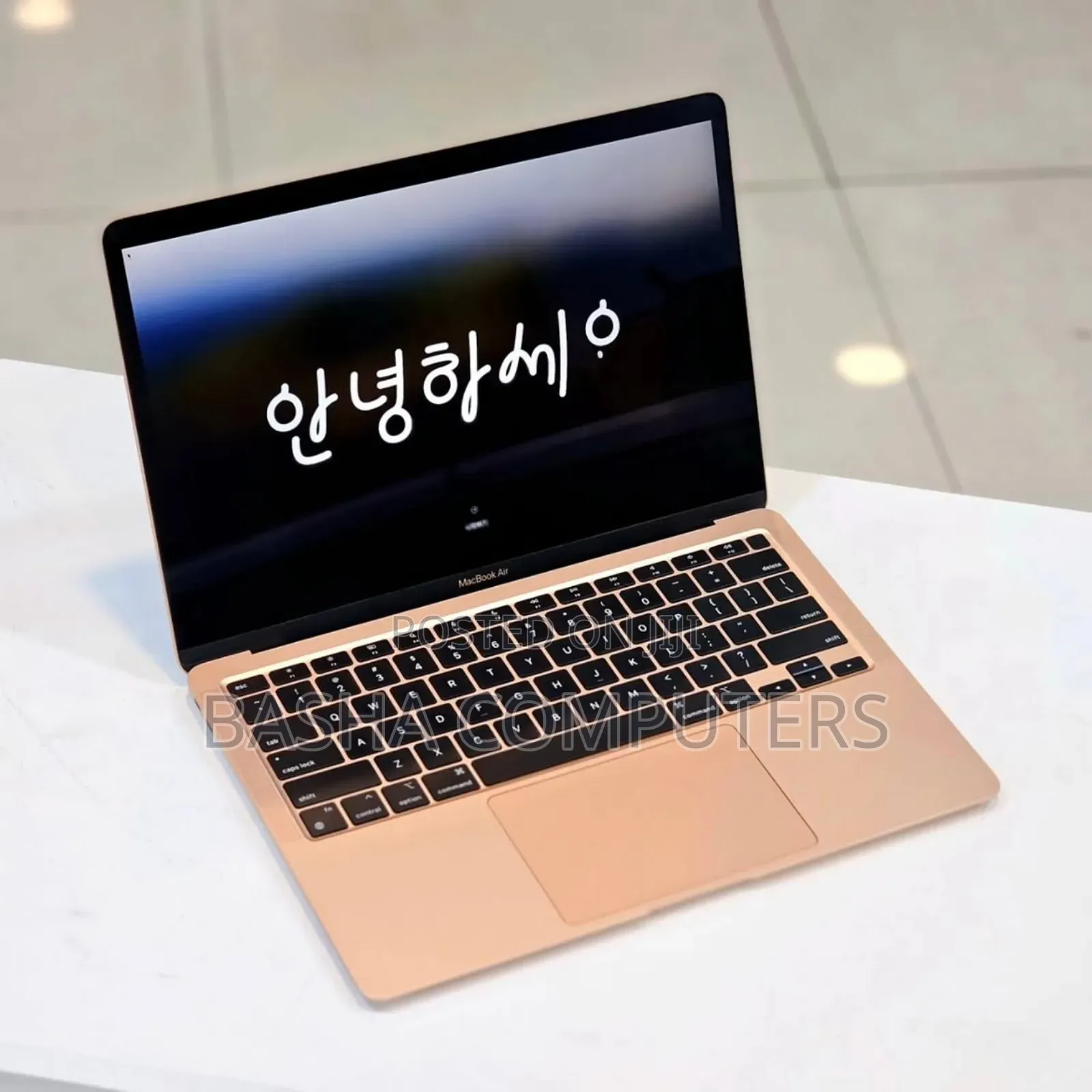 New Laptop Apple MacBook Air 8GB Intel Core i5 SSD 256GB