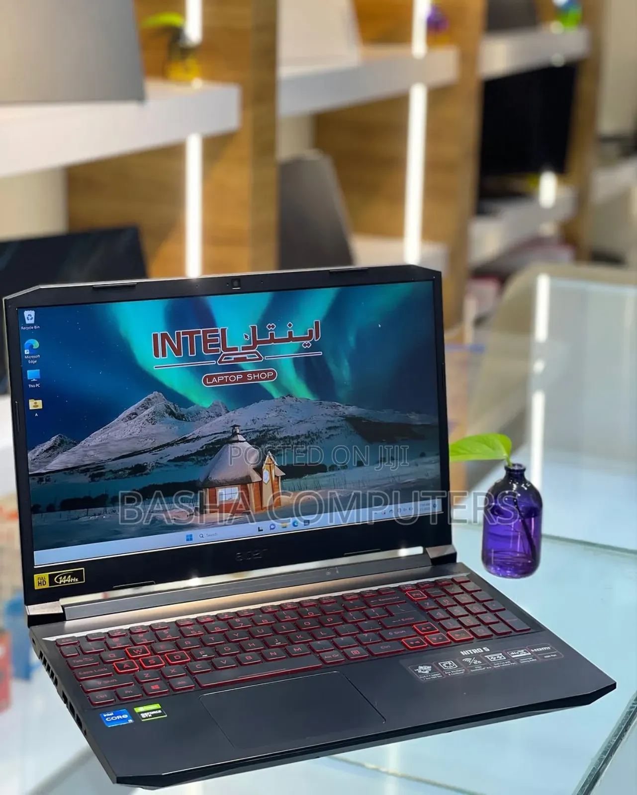 New Laptop Acer TravelMate B113 16GB Intel Core i7 SSHD+SSD 512GB