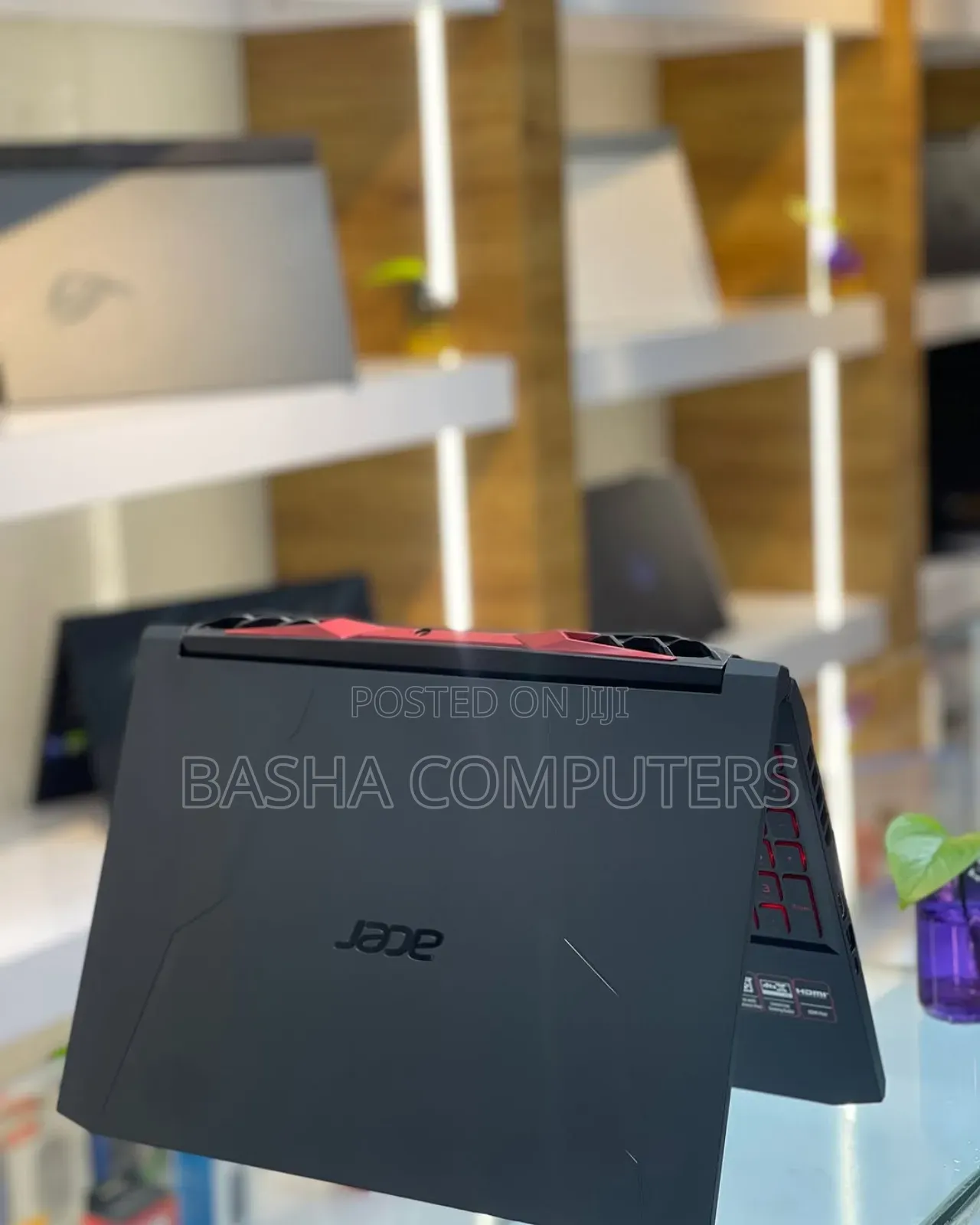 New Laptop Acer TravelMate B113 16GB Intel Core i7 SSHD+SSD 512GB