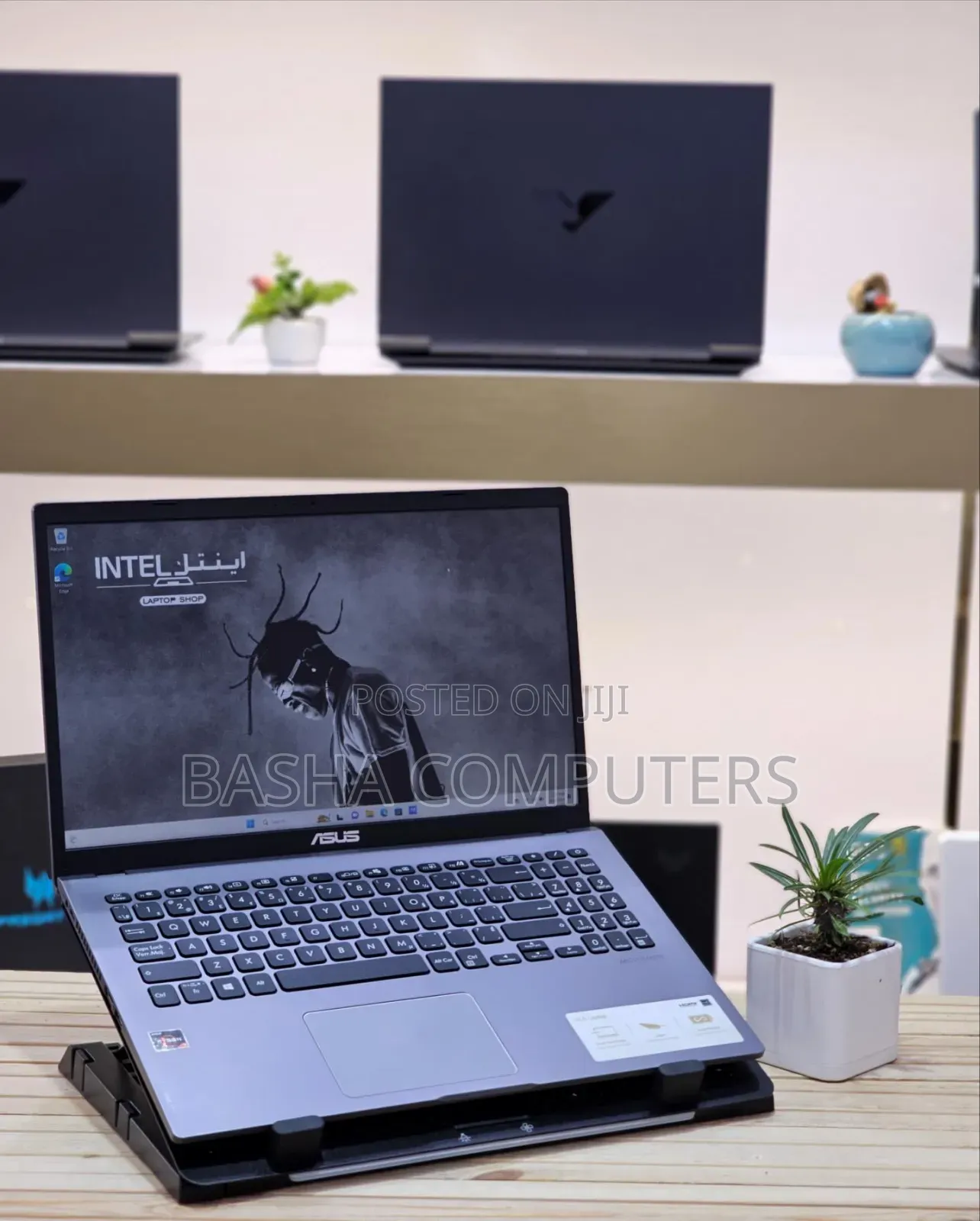 New Laptop Asus 8GB Intel Core i7 SSHD+SSD 256GB
