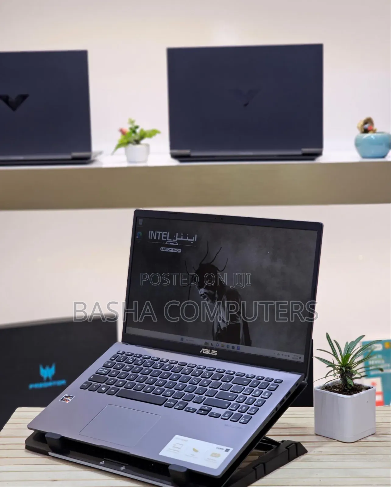 New Laptop Asus 8GB Intel Core i7 SSHD+SSD 256GB