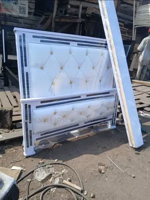 Bed 4by6 Super White