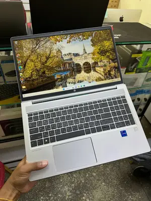 Laptop HP ProBook 450 G8 8GB Intel Core i7 SSD 256GB