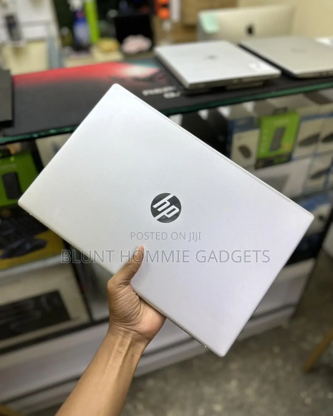 Laptop HP 250 G10 8GB Intel Core i5 SSD 256GB