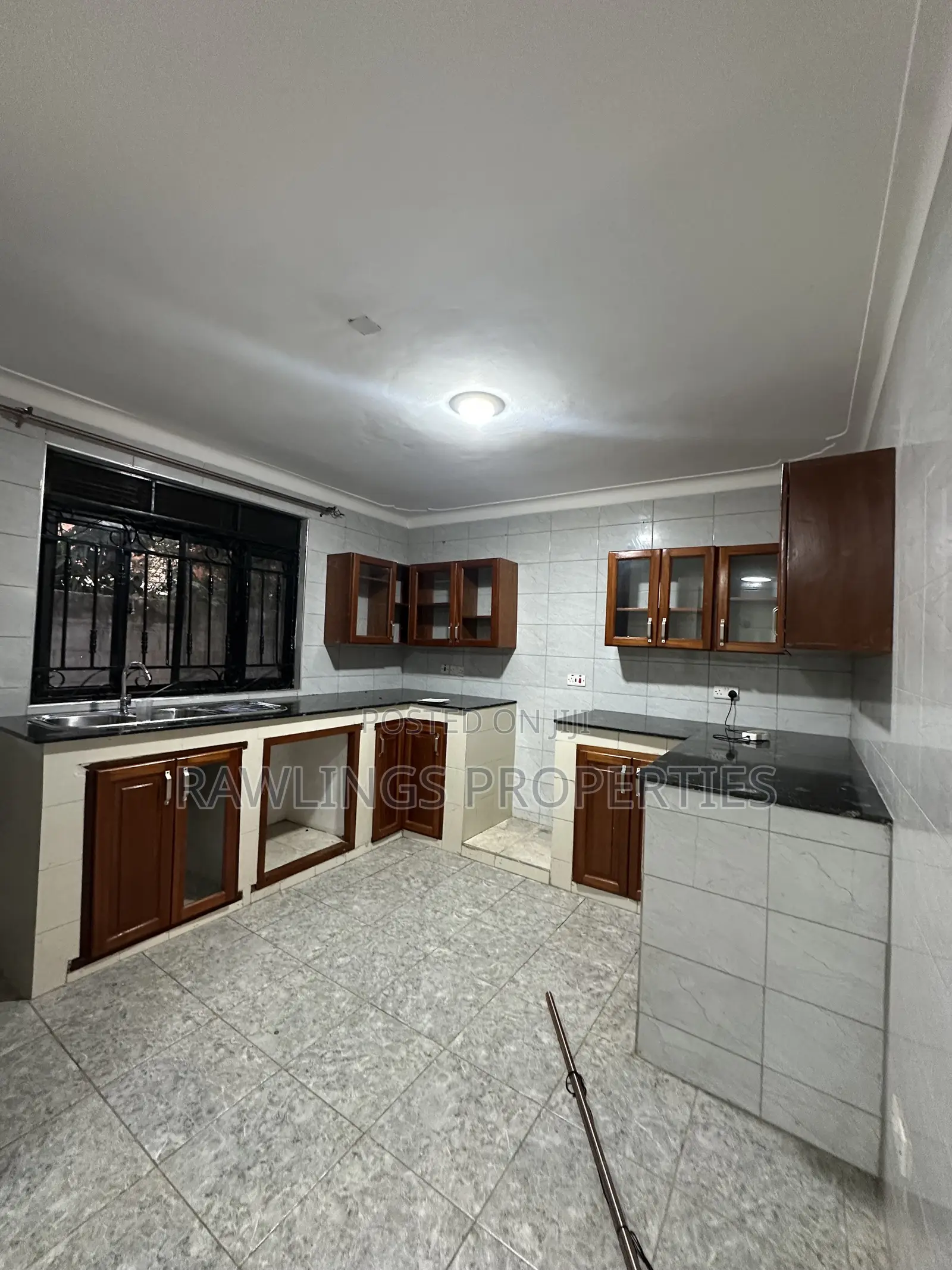 2bdrm Apartment in Muyenga, Makindye for rent